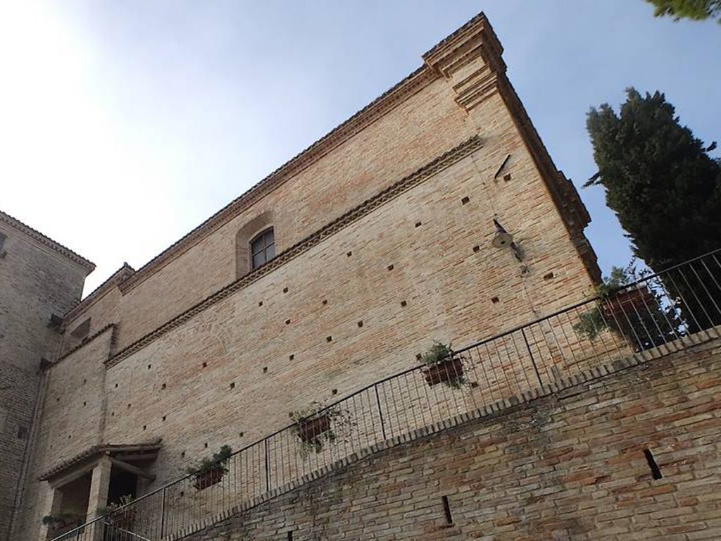 Torre della Vittoria di Loro Piceno