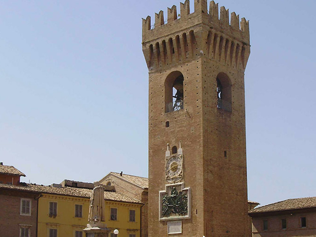 Torre Borgo Recanati